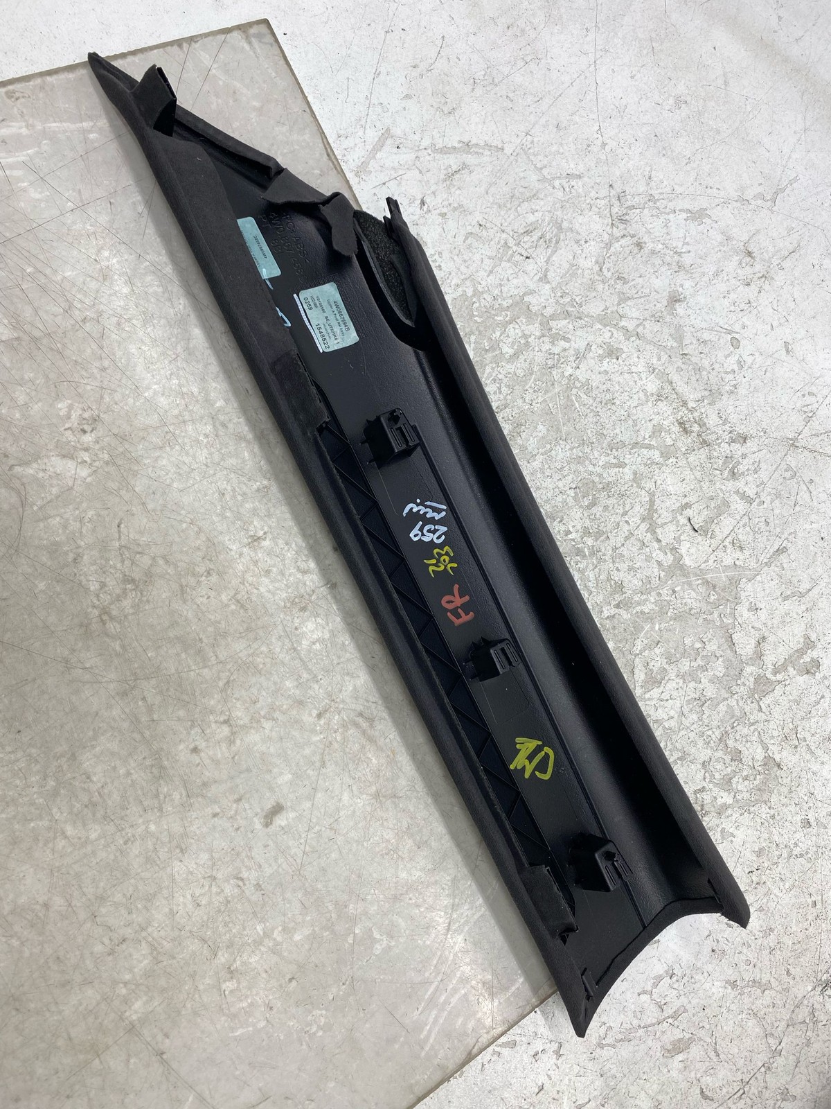 Bentley Flying Spur 2013-2019 FRONT+RIGHT Pillar trim P/N 4W0867694B