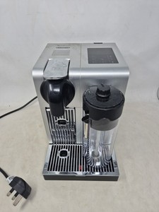 DeLonghi EN750.MB Lattissima Pro Nespresso Kaffeemaschine