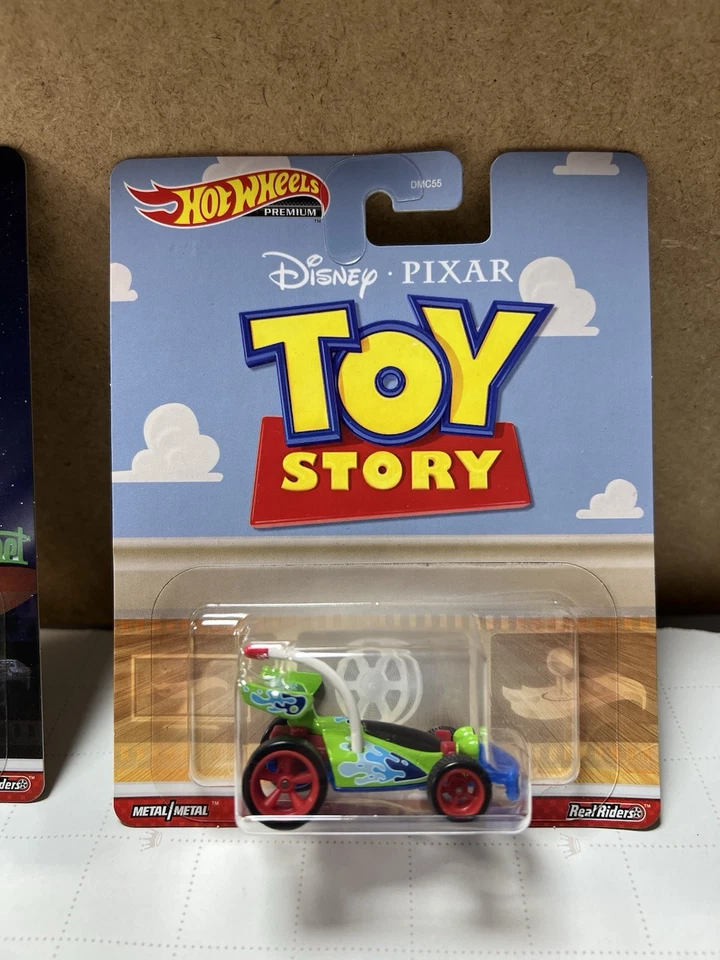 Hot Wheels Toy Story Pizza Planet Camión Y RC Lote De 2 Foto 3 de 4