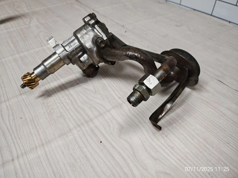 Toyota Supra 7MGTE 7M MK3 Oil Pump OEM Toyota AISIN Used — 第 3/4 张图片