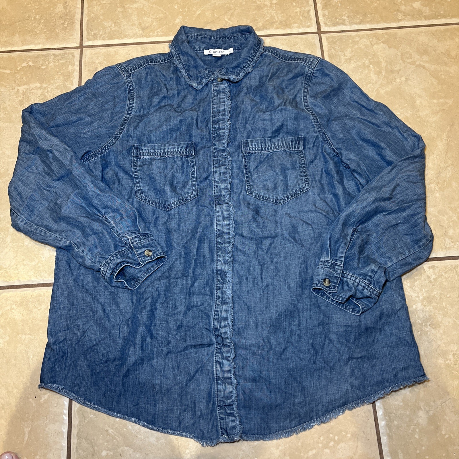 Chico's Woman’s chambray button-down shirt distressed fringe hem Size 1
