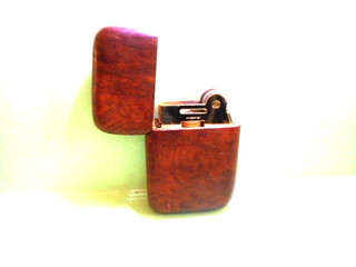 BRIQUET LIGHTER ACCENDINO AANSTEKER léttari ljusare 打火机 ENCENDEDOR sytytin