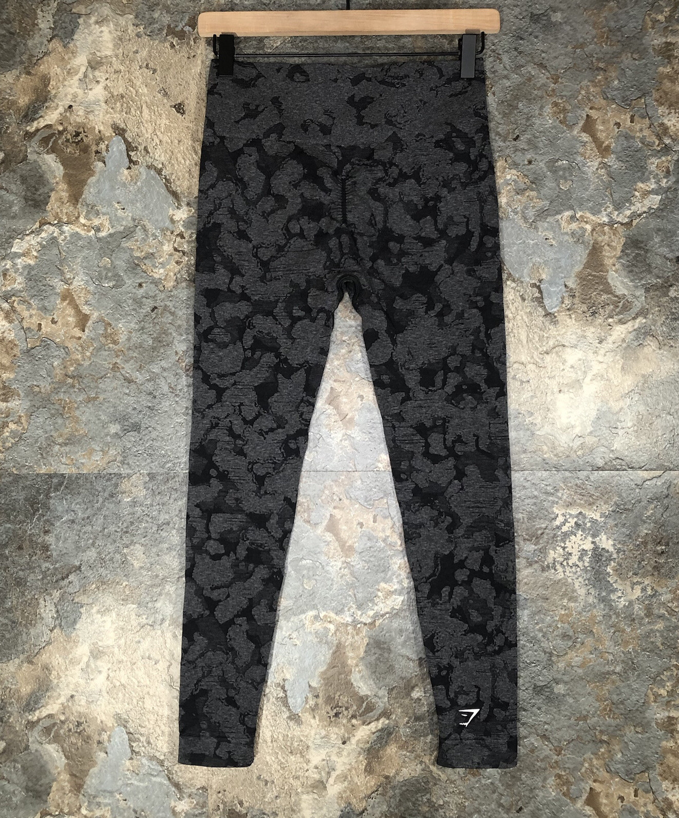 Gymshark Womens XS Adapt Camo Seamless Leggings Activewear Gray Black | eBay