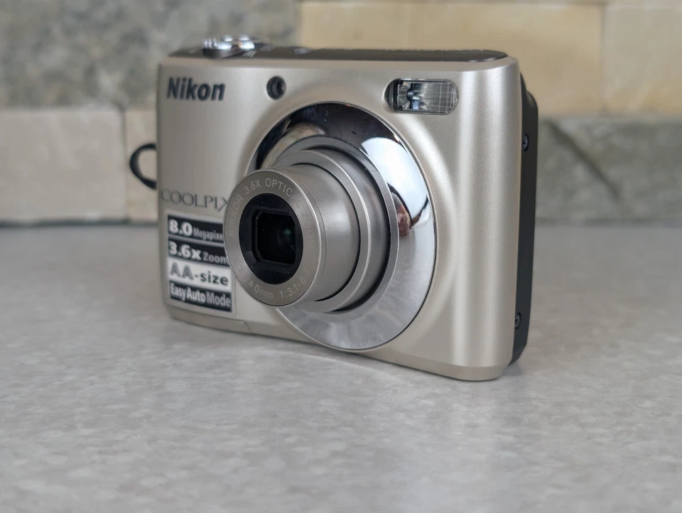 Nikon Coolpix L21 8MP Compact Digital Camera - Image 4 of 4