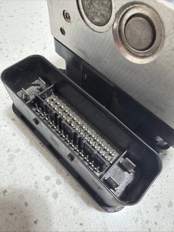 14-20 Dodge Journey ABS Pump Anti Lock Brake Module Assembly P682175AA Foto 4 de 4