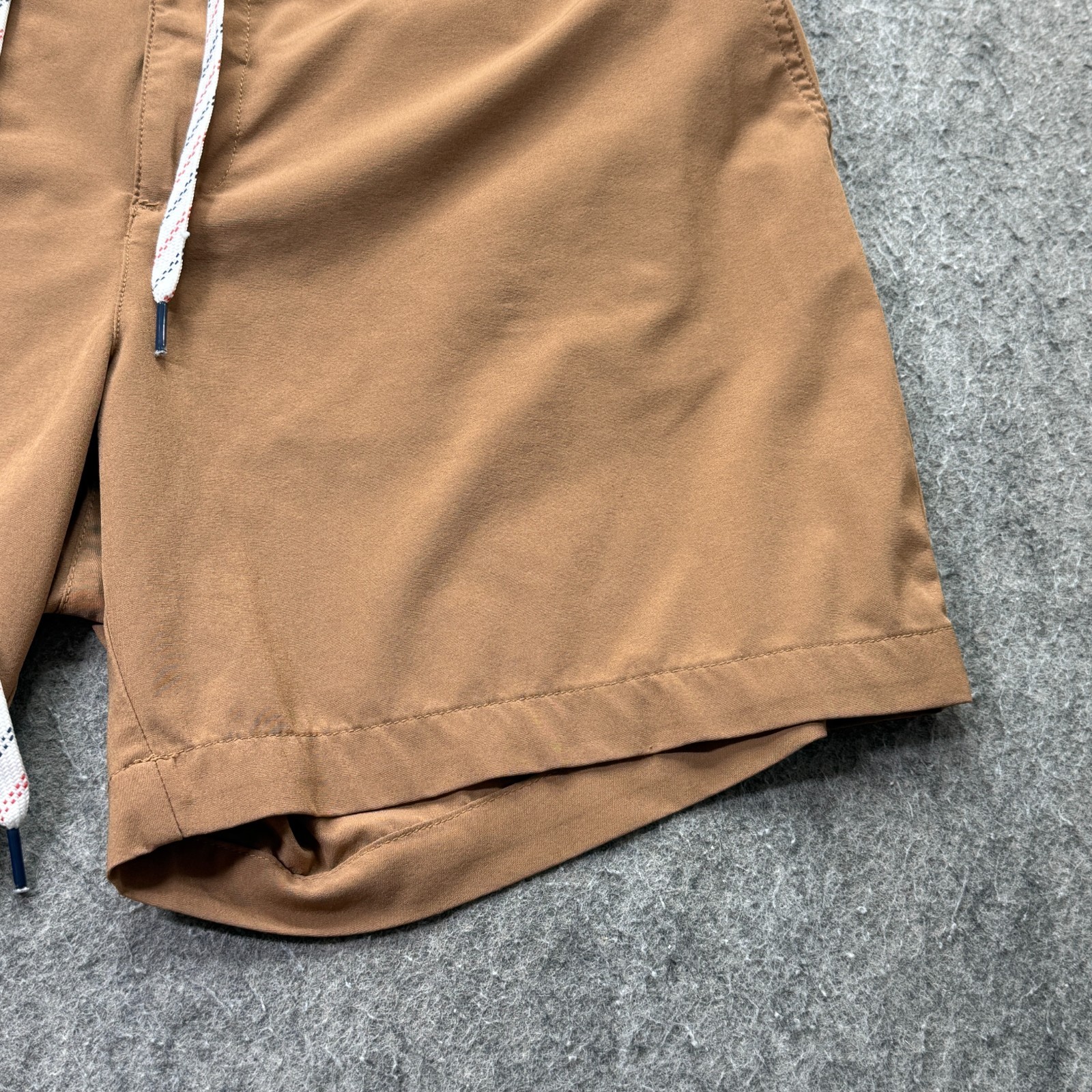 Chubbies Staples Shorts Men L Brown 6" Elastic Regular Fit Stretch b182