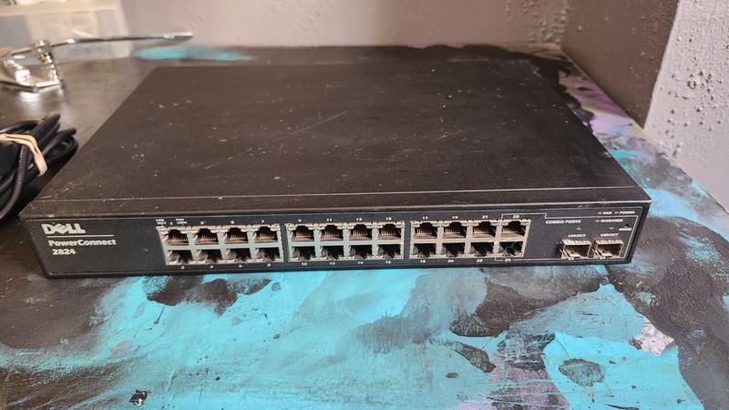 Dell  PowerConnect 2824 Rack-Mountable Switch Managed