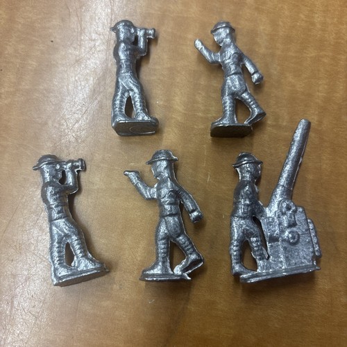 Vintage antique lead metal toy soldiers Army Men type 2 Inches Tall - Picture 2 of 7