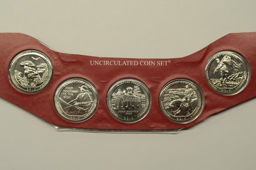 2016 D Uncirculated ATB Quarters in Mint Packaging/Cello, 5 Coins - Picture 1 of 2