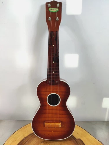 Vintage Wooden Harmony Ukulele Chicago USA 50s-60s Uke *Needs New Strings*
