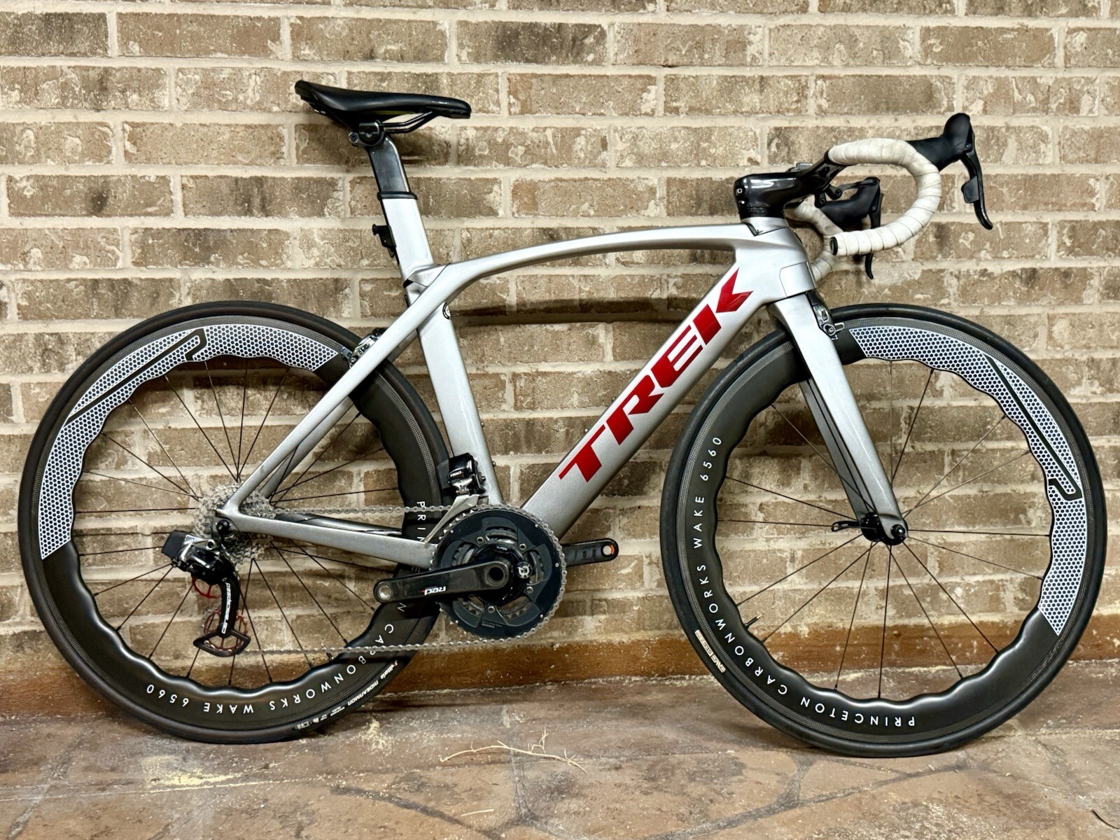 Trek Madone Race Shop Limited Project One 54cm. Princeton  CarbonWorks Wake 6560