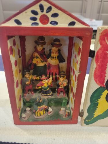 Handmade Peruvian Wooden Box with Little Figurines - Picture 2 of 10
