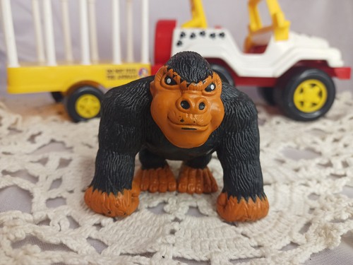 Vintage Buddy L City Zoo Jeep Cage Trailer w/ Gorilla and Elephant made in 2000 - Picture 7 of 15