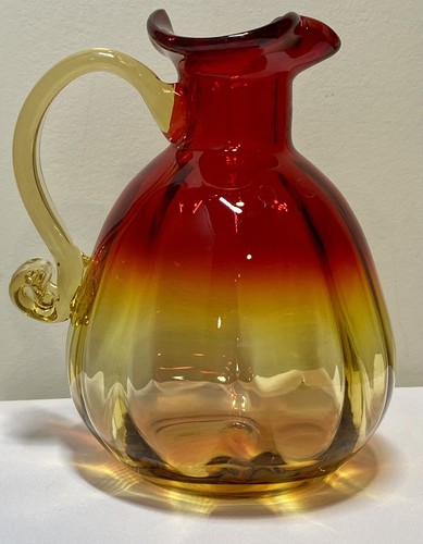 Hand Blown Amberina Art Glass Applied Handle Pitcher 6” Excellent Used Condition - Picture 4 of 7