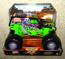 Monster Jam GRAVE DIGGER - NEW 40TH ANNIVERSARY 1/24 SCALE DIECAST MONSTER TRUCK