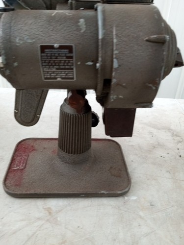 Revere 85 8MM Projector in Case, Cord Is Brittle Tested Working - Bild 22 von 24