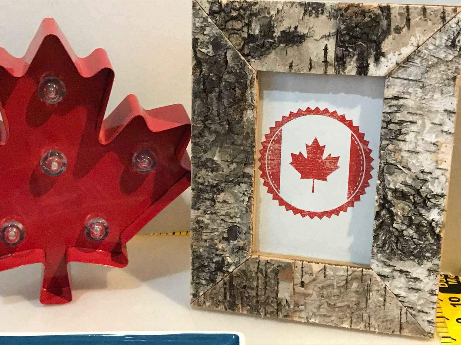 LOT of CANADA Souvenirs - Picture 5 of 12
