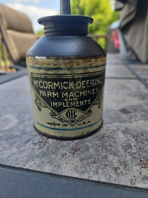 IH McCormick Deering Farm Machines Oil Can BUTZKE IMPLEMENT JACKSON, WISCONSIN