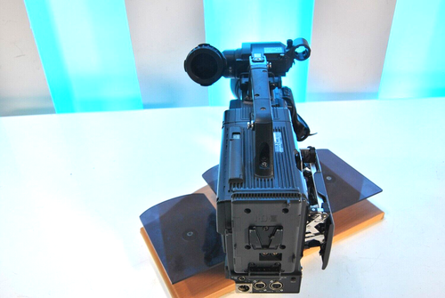 Broadcast Vintage VIDEO CAMERA SONY DXC-D30P + DSR-1P DVCAM Recorder - Picture 16 of 17