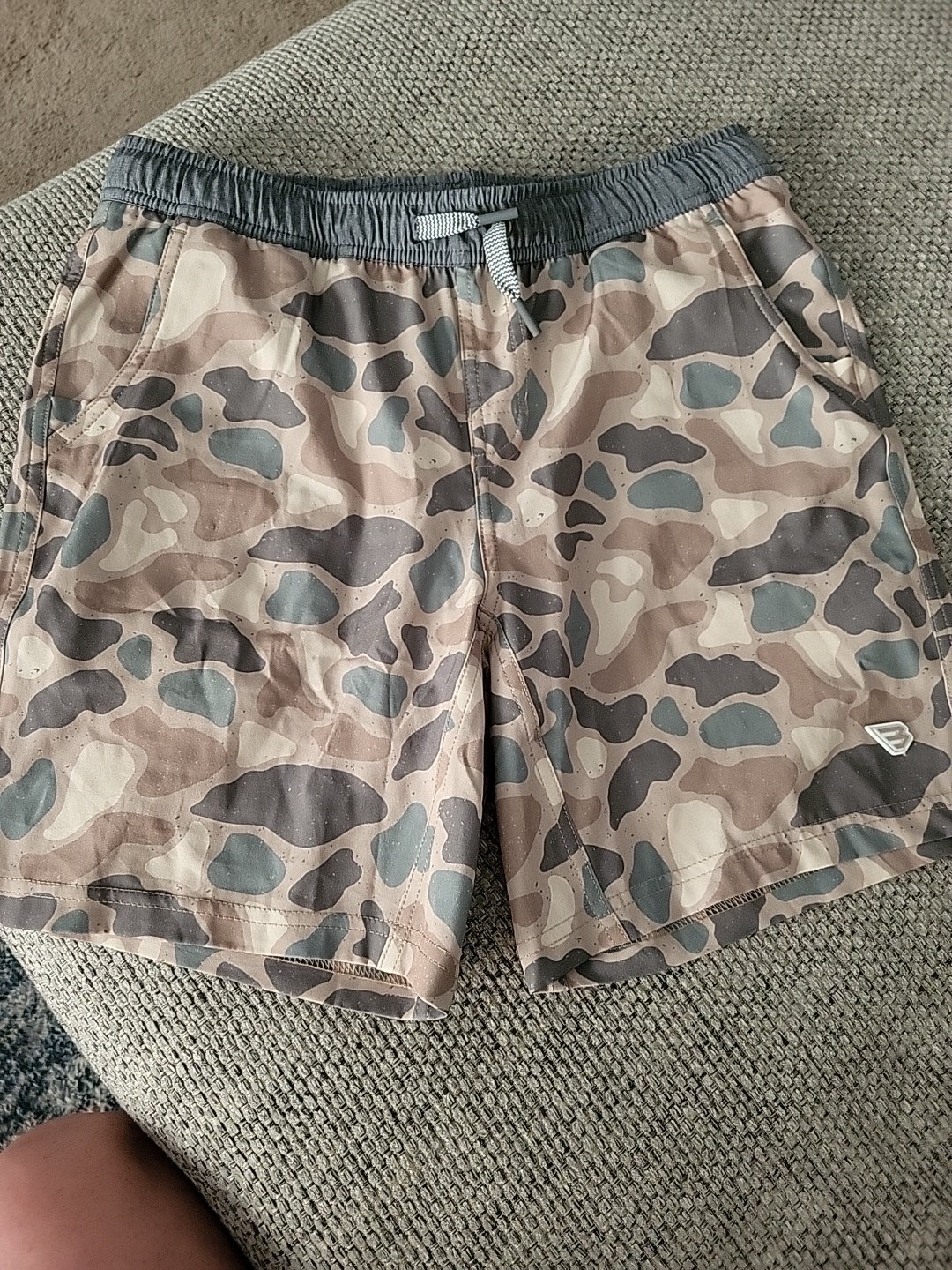 Picture 1 of 2