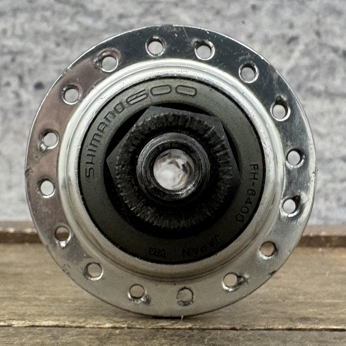 Vintage Shimano 600 UNIGLIDE FH-6400 Rear Hub 32H 126mm 7s