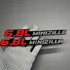 2PCS 6.8L Minizilla Engine Emblems – Custom 3D Acrylic Multicolor Car Fender