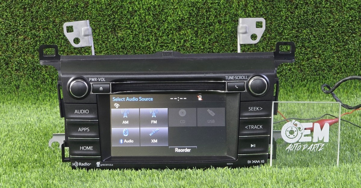 Toyota Rav4 13-18 Touch screen display cd player 86140-42460 Oem