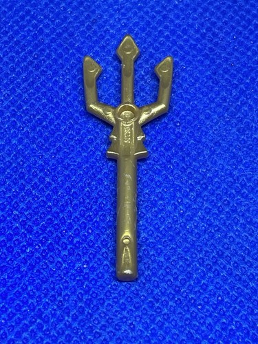Lego DC Comics Super Heroes Mini Figure Aquaman Trident SH050 SH557 92289 - Picture 2 of 2