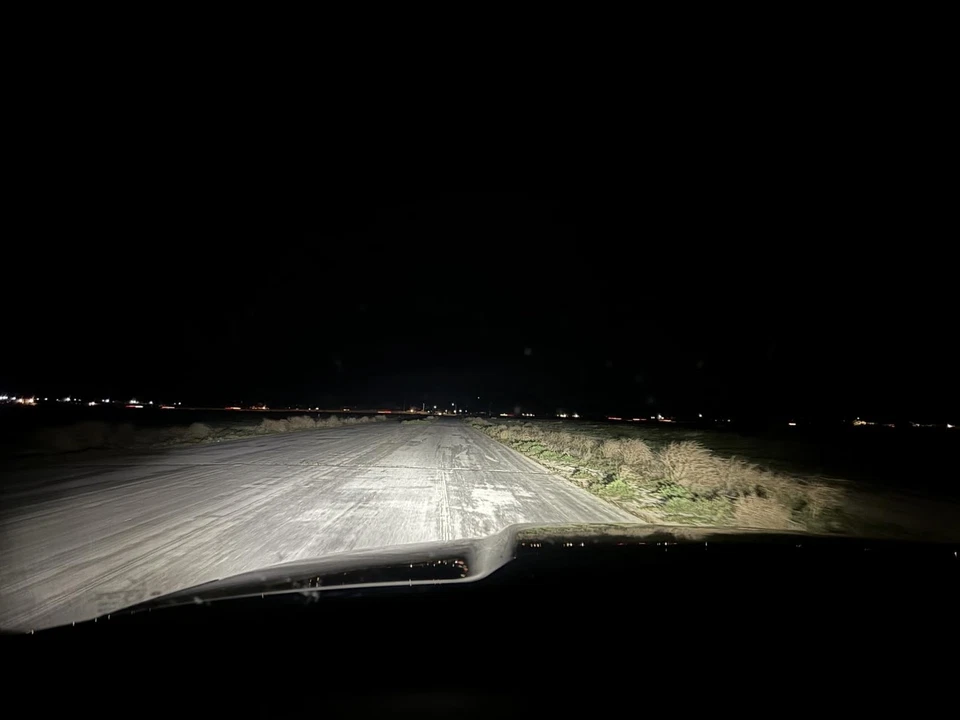 Faro LED negro haz alto 6000K 2X para Dodge D100 D150 D250 D350 1981-1993 Foto 2 de 4