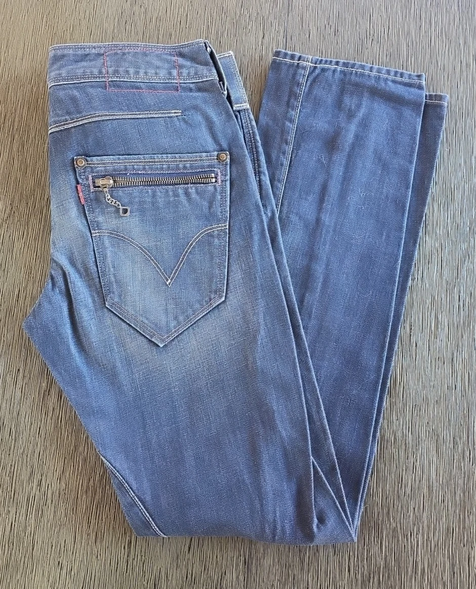 Vintage Levi's Engineered Jeans Twisted Leg size 30 x 31 | eBay