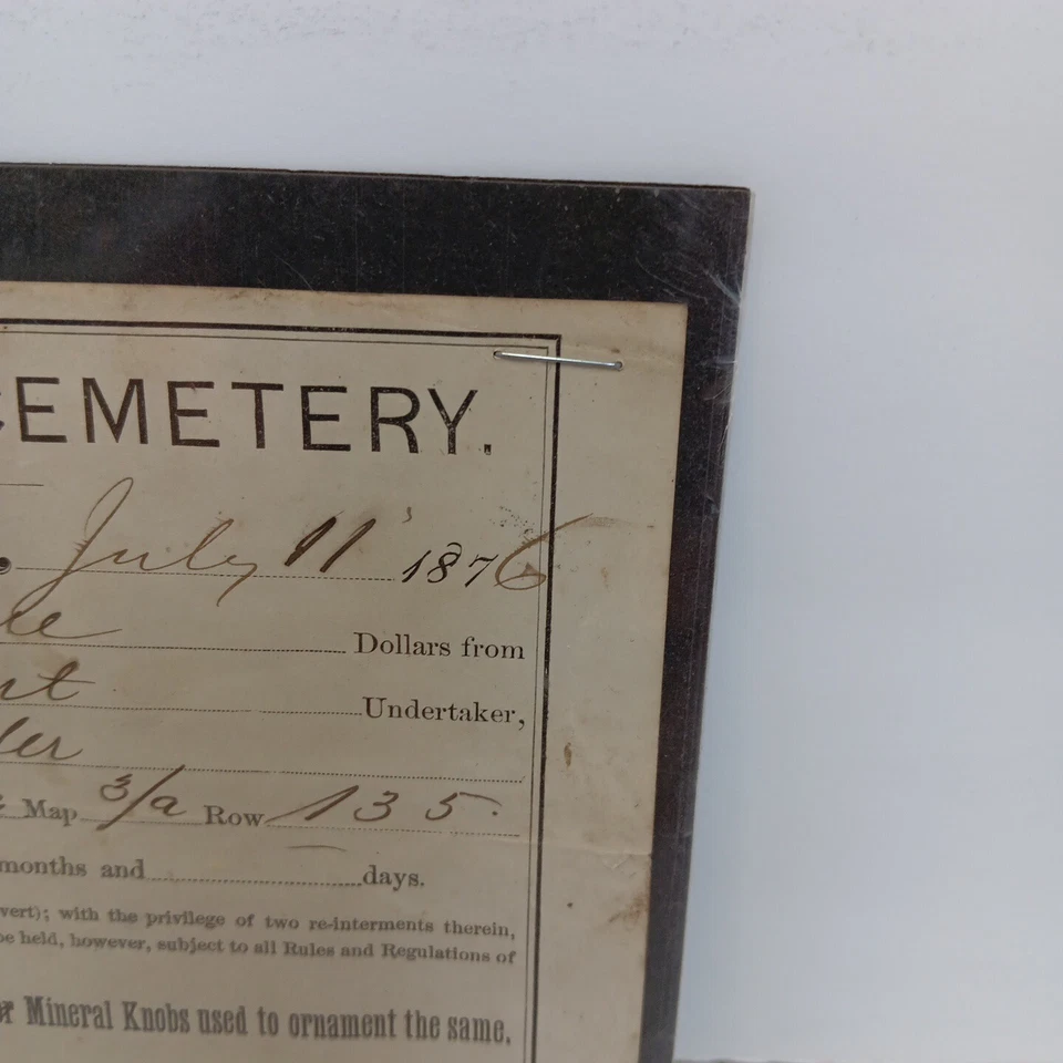 Cementerio Luterano: Newtown, Pensilvania 11 de julio de 1876 Burkhart Undertaker número de parcela    Foto 2 de 4