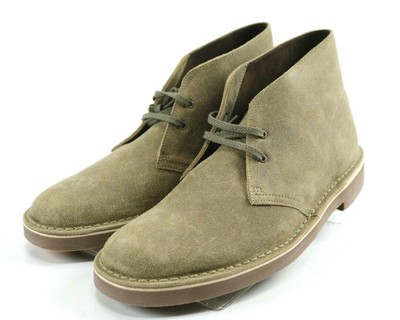 olive green clarks desert boots