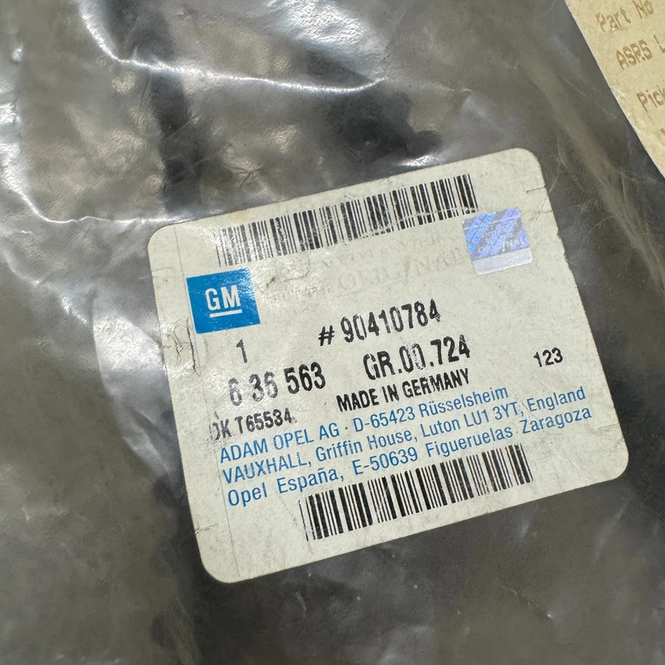 Genuine GM 90410784 Timing Belt – Opel Vectra A Ascona C Astra F 1.6 / 1.8 - OEM - Image 2 of 4