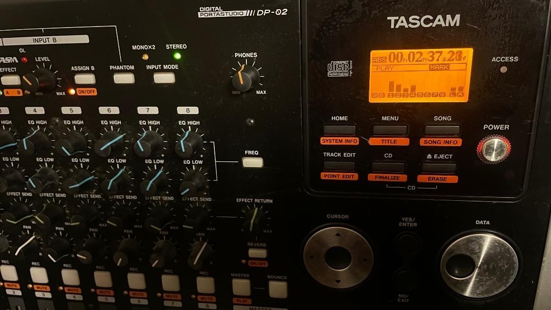 Tascam DP-02 Digital Portastudio Multitrack Recorder Black AC
