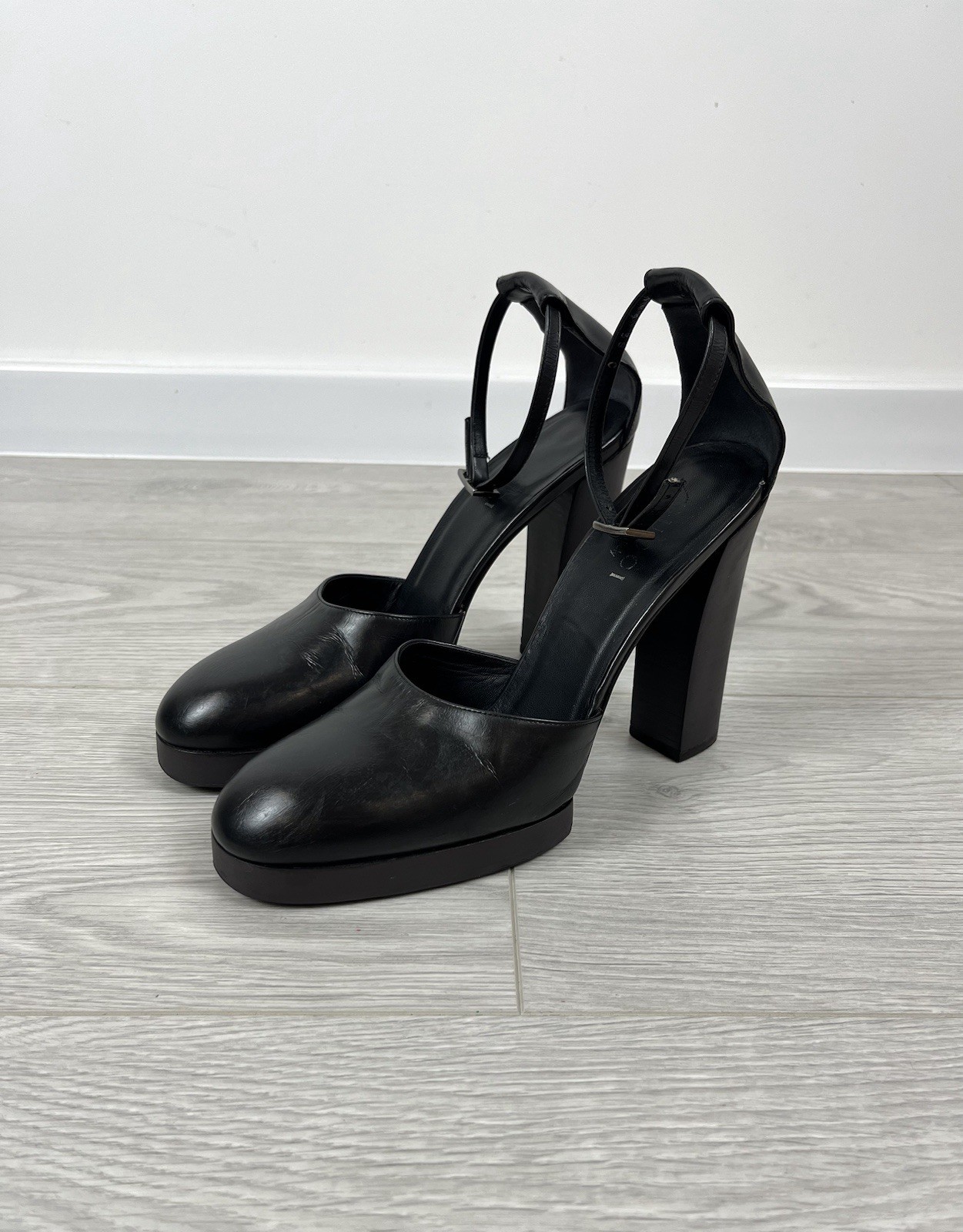 Gucci 90s Vintage Black Leather Platform Heels Women Size 38 IT