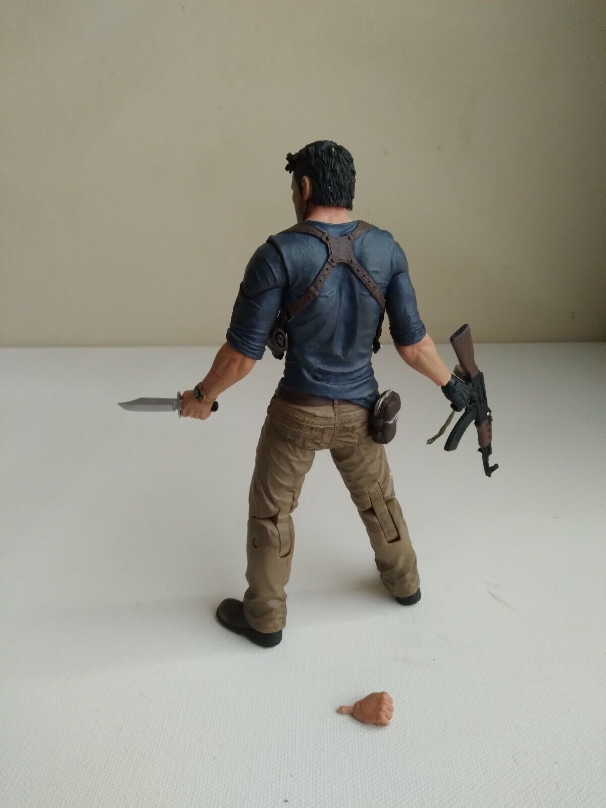 Boneco Nathan Drake Uncharted 4 Neca 17 Cm Ps4