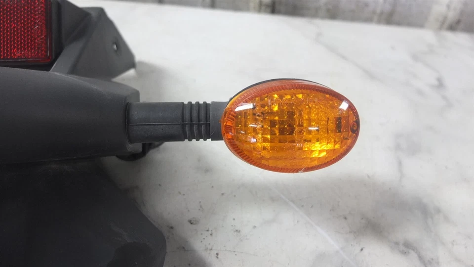 15 luces de placa de guardabarros traseras Hyosung GT250 GT 250 R  Foto 2 de 4