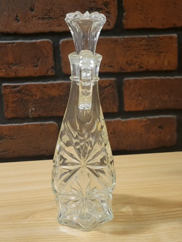 Vintage Anchor Hocking Pressed Glass Cruet Bottle Vinegar Oil - Picture 4 of 6