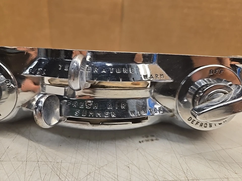 Chrysler New Yorker 1949-1953 control de clima OEM Foto 3 de 4