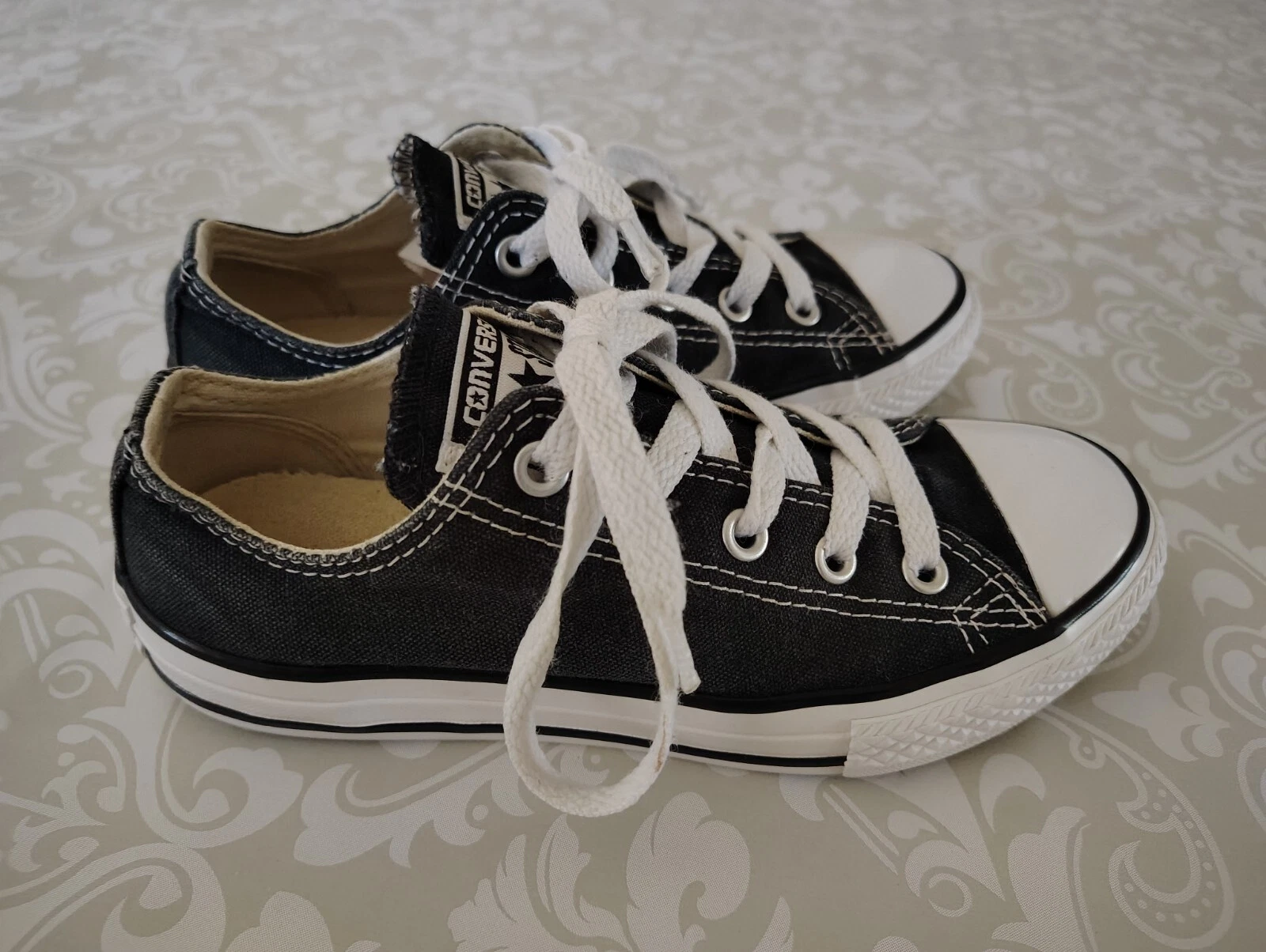 Scarpe Converse All Star basse tinta unita classiche tela nere giovani bambino grande 1