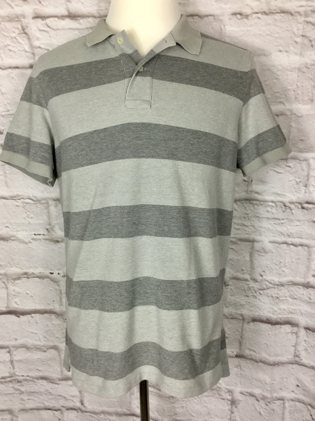 Eddie Bauer Mens Large Gray Stripe Short Sleeve Polo Shirt - Classic Casual Style