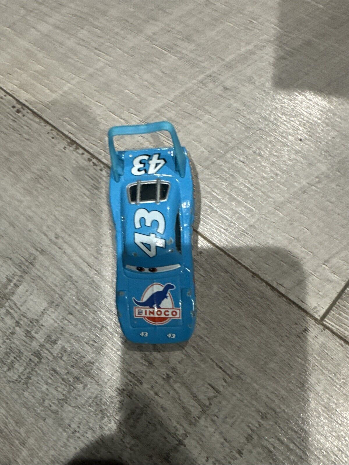 Foto 1 di 4