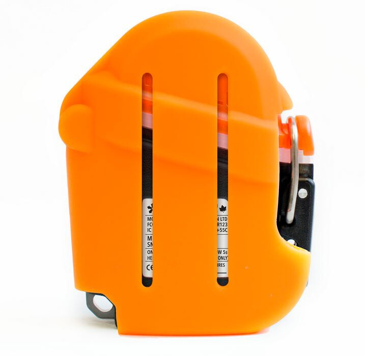 Nautilus LifeLine Marine Rescue GPS Silicone Pouch Submersible Dive Alert Scuba