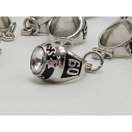 Lot of 22 Pieces - Class of 2009 - Ring Charms - Silvertone - Picture 6 of 9