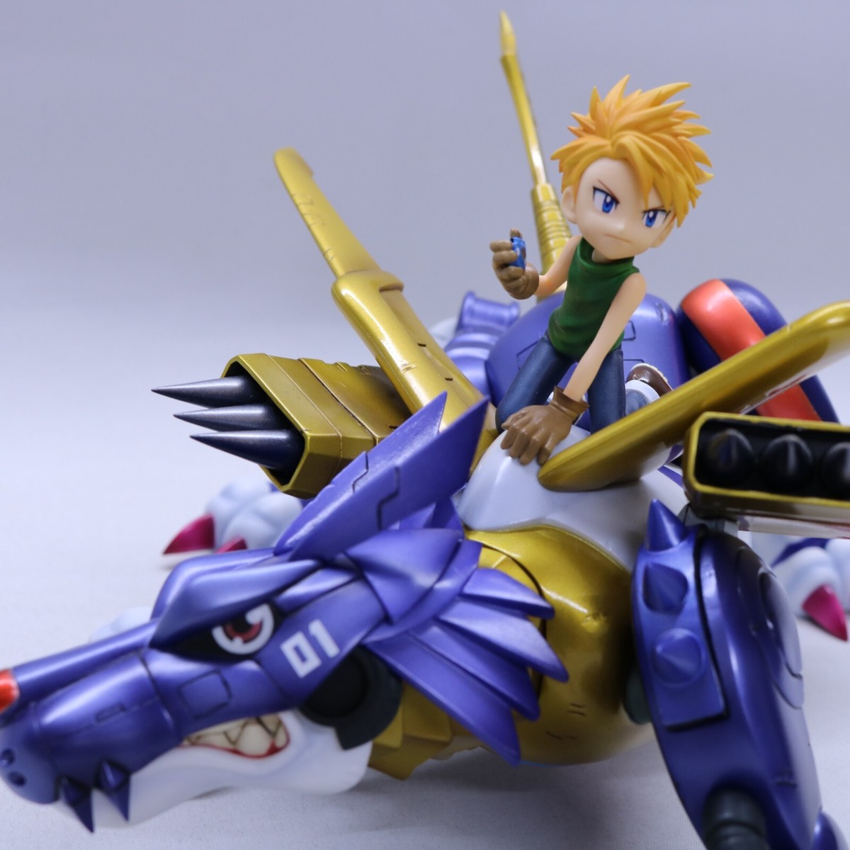 Precious G.E.M. Series MegaHouse Digimon Metal Garurumon & Ishida