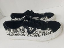 VANS Off the Wall Skull Print Old Skool Sneakers Men's 8.5 Women's 10 NICE