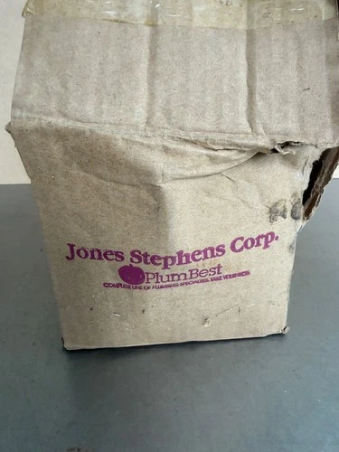 JONES STEPHENS J60-00 4 in. Cast-Iron Drain Philadelphia Vent Box   NO Vent Cap - Picture 5 of 8