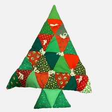 Vtg Christmas Tree Handmade Quilted Patchwork Multicolor Wall Hanging 19 Hx15 W