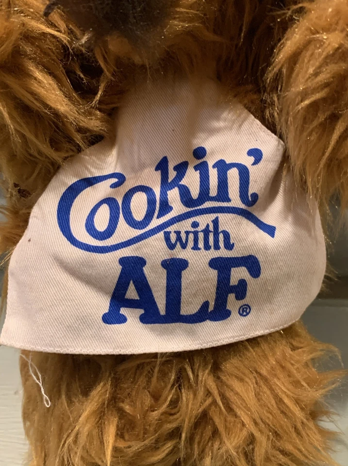Vintage Alf Puppet 1988 Burger King Chef Cookin With Alf Plush Hand Puppet - Image 2 of 4