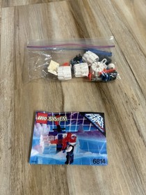 LEGO 6879 and 6814 Ice Planet: Blizzard Baron and Ice Tunnelator 